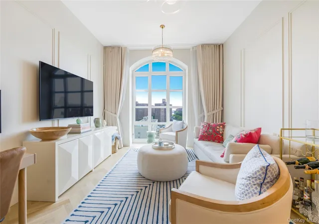 2nd image of 250 E 21st St #9D, New York, NY 10010 | MLS# 1040365