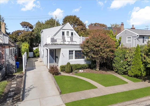 1st image of 845 E Walnut St, Long Beach, NY 11561 | MLS# 1040378