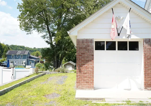 Photo 2 of Single family home for sale at 31 Still Rd, Monroe, NY 10950 | MLS# 1040399 | Listing updated on 2026-08-20