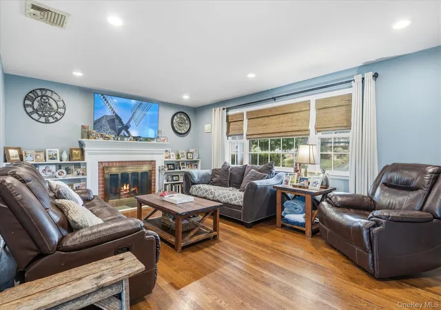 Photo 4 of Sale Pending at 8 Anthony Marangiello St, Glen Cove, NY 11542 | MLS# 1040421 | Listing updated on 2026-10-07