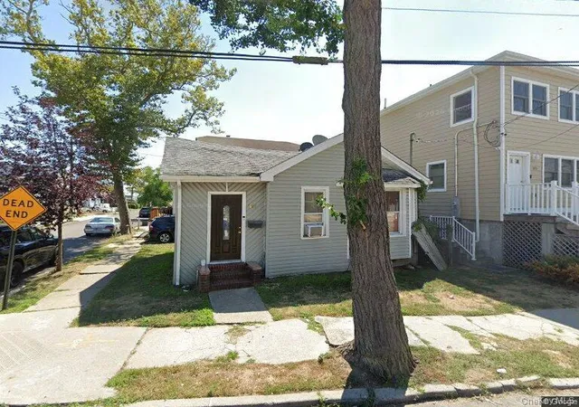 Photo 1 of Single family home for sale at 301 Seagirt Ave, New York, NY 11691 | MLS# 1040430 | Listing updated on 2026-09-02