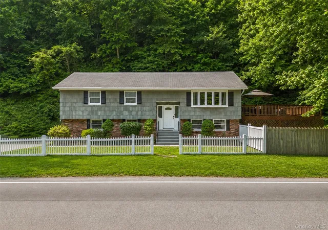 1st image of 385 Yorktown Rd, Cortlandt, NY 10520 | MLS# 1040432