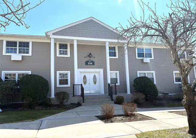 Listing Photo 1 - Condo for sale in building located at 328 Lakeland Ave, Islip, NY 11751 - Unit #4D