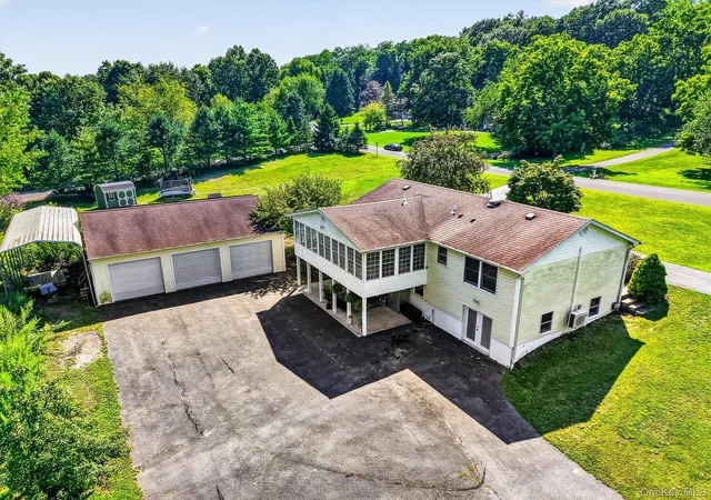 2nd image of 35 Hillside Dr, Marlboro, NY 12542 | MLS# 1040462