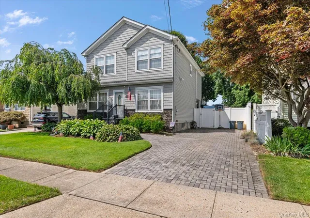1st image of 23 Cambridge Ave, Oyster Bay, NY 11714 | MLS# 1040473