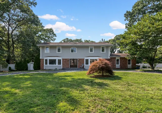 Photo 1 of Single family home for sale at 1 Whispering Ct, Huntington, NY 11746 | MLS# 1040479 | Listing updated on 2026-10-05
