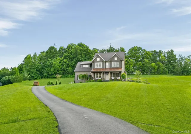 2nd image of 34 Boville Ct, Chester Town, NY 10918 | MLS# 1040485