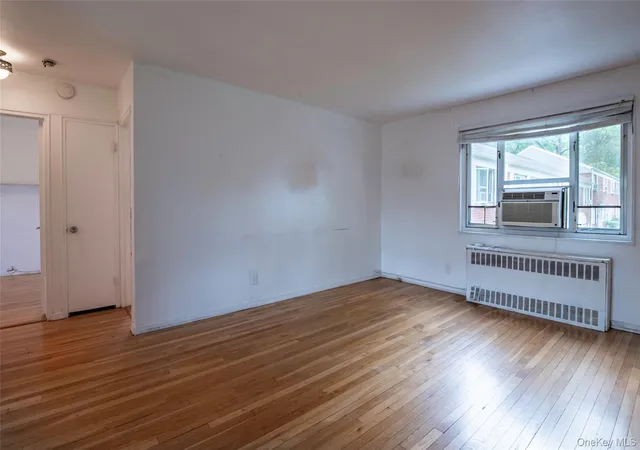 Photo 3 of Condo for sale at 225 24 Manor Rd #814, New York, NY 11427 | MLS# 1040514 | Listing updated on 2026-10-08