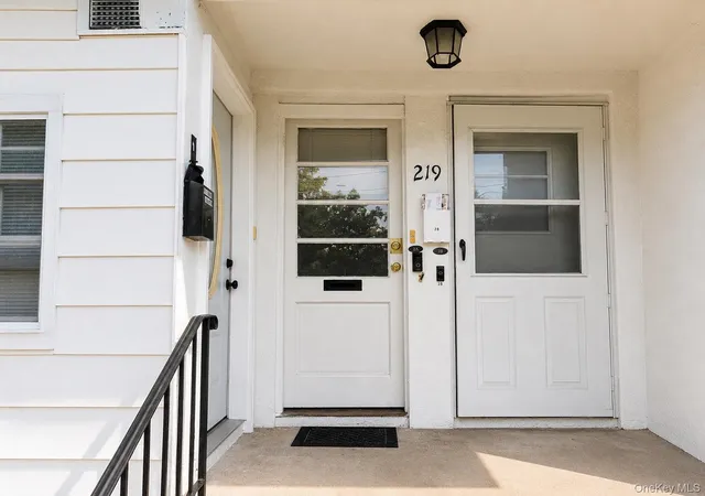 Photo 2 of Condo for sale at 219 Rumsey Rd #2A, Yonkers, NY 10705 | MLS# 1040520 | Listing updated on 2026-09-02