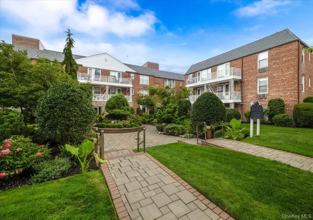 Photo 2 of House for sale at 120 Morris Avenue #C9, Hempstead, NY 11570 | MLS# 1040547 | Listing updated on 2026-09-16