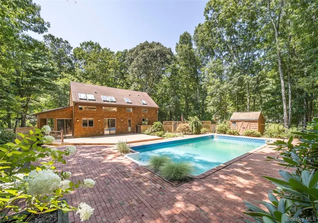 Photo 1 of Sale Pending at 69 Glenview Dr, Southampton, NY 11968 | MLS# 1040568 | Listing updated on 2026-09-05