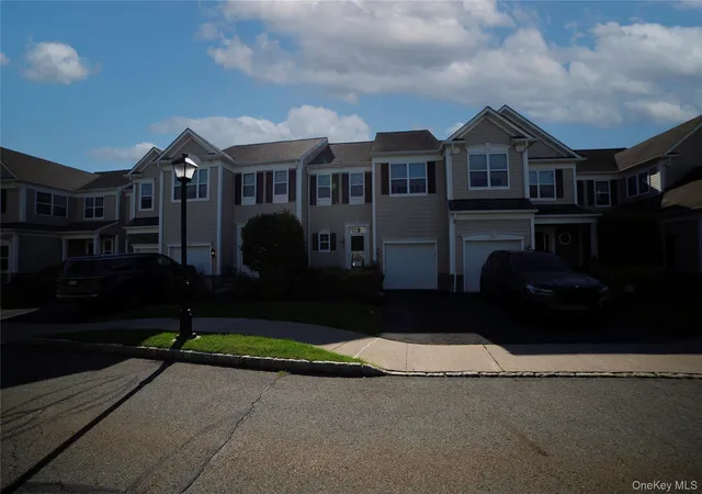 1st image of 10 Bainbridge Pl #704, Newburgh (town), NY 12550 | MLS# 1040570