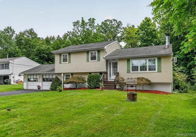 42nd image of 22 Elliott Pl, Wawayanda, NY 10958 | MLS# 1040572