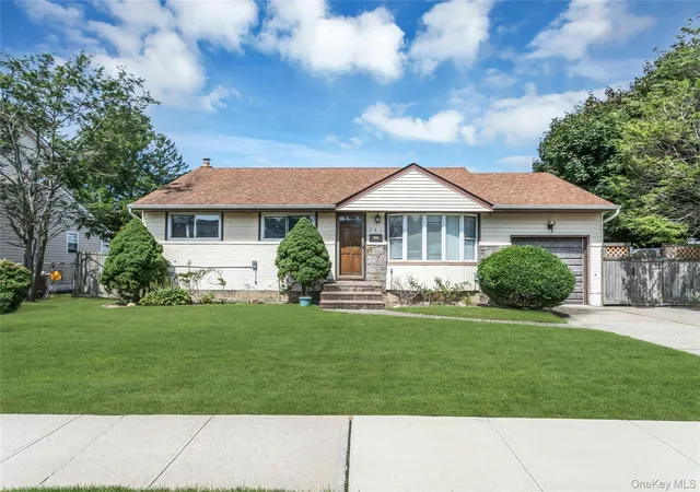 Photo 1 of Sale Pending at 581 Plainview Rd, Oyster Bay, NY 11803 | MLS# 1040573 | Listing updated on 2026-08-29