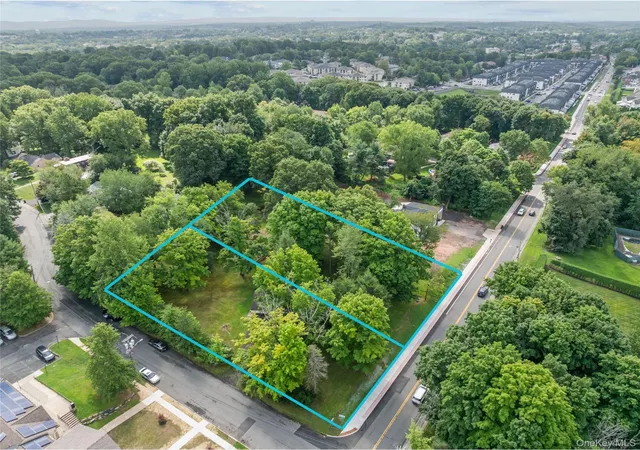 Photo 1 of Single family home for sale at 1 Langeries Dr, Ramapo, NY 10952 | MLS# 1040579 | Listing updated on 2026-08-24
