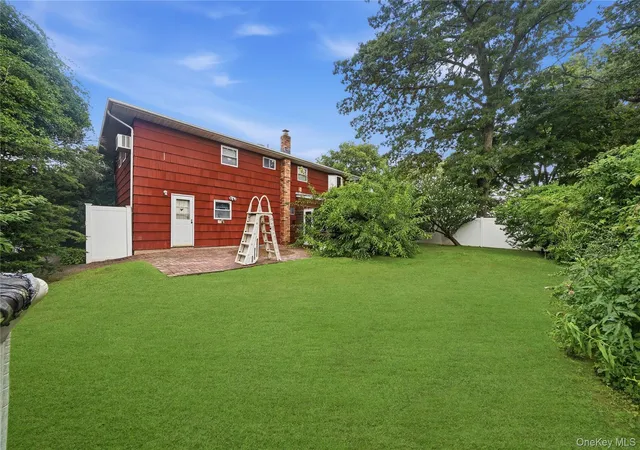 2nd image of 42 Harvard St, Islip, NY 11751 | MLS# 1040584