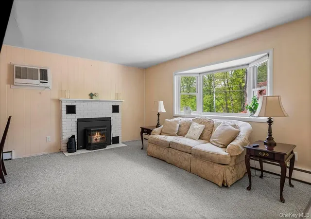 Photo 3 of Sale Pending at 147 Lockwood Rd, Cortlandt, NY 10567 | MLS# 1040599 | Listing updated on 2026-09-16