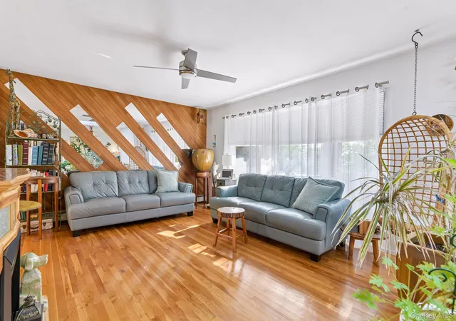 Photo 4 of Sale Pending at 8 Laurel Ln, Hempstead, NY 11756 | MLS# 1040610 | Listing updated on 2026-08-29