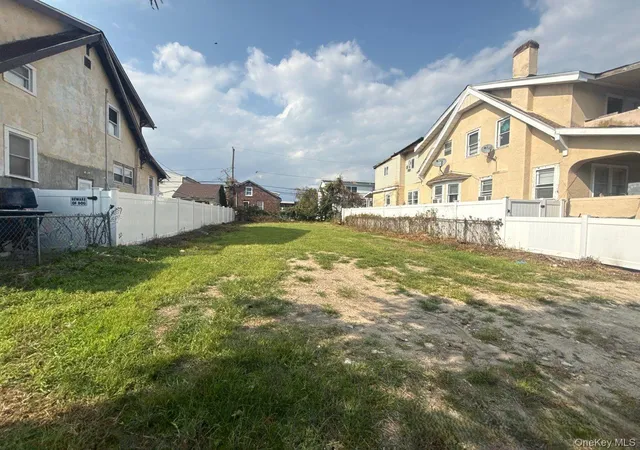 1st image of 61 E Fulton St, Long Beach, NY 11561 | MLS# 1040611