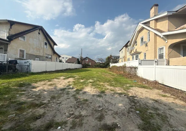 2nd image of 61 E Fulton St, Long Beach, NY 11561 | MLS# 1040611
