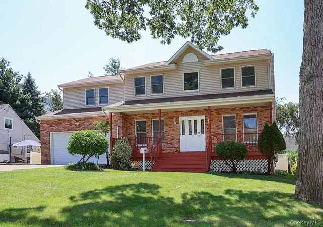 Photo 3 of Sale Pending at 23 Garden Dr, North Hempstead, NY 11507 | MLS# 1040632 | Listing updated on 2026-09-19