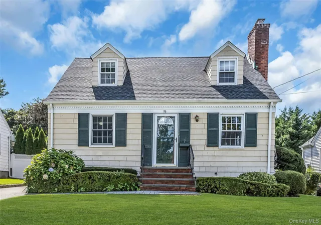 Photo 1 of Sale Pending at 26 Ridge Dr, North Hempstead, NY 11030 | MLS# 1040637 | Listing updated on 2026-09-17