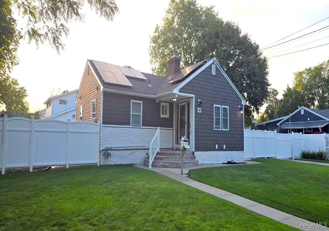 2nd image of 86 Washington Ave, Islip, NY 11717 | MLS# 1040640