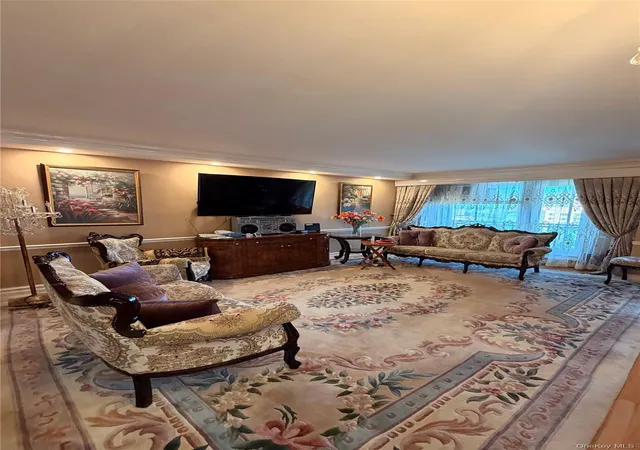 Listing Photo 2 - Condo for sale in building located at 98-05 63Rd Rd, New York, NY 11374 - Unit #12K
