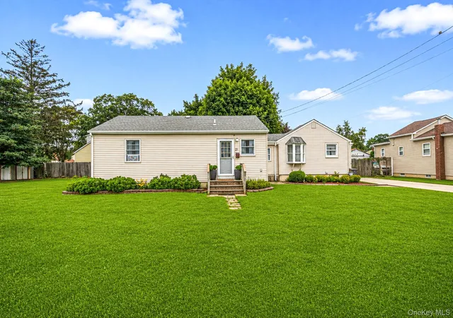 Photo 2 of Single family home for sale at 21 Cherokee Dr, Islip, NY 11706 | MLS# 1040654 | Listing updated on 2026-08-23