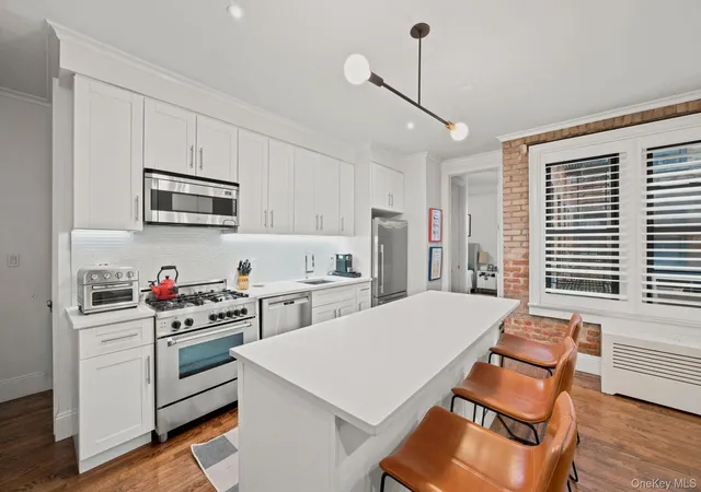 Listing Photo 2 - Condo for sale in building located at 24-65 38Th St, Astoria, NY 11103 - Unit #B9/B10