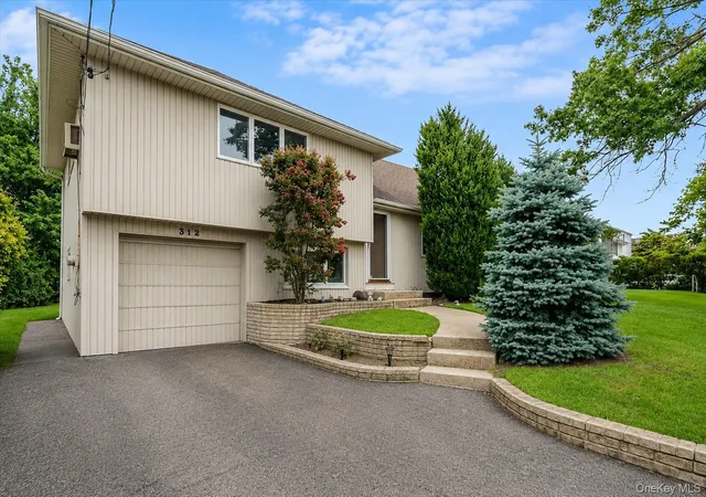 Photo 2 of Single family home for sale at 312 W Waukena Ave, Hempstead, NY 11572 | MLS# 1040700 | Listing updated on 2026-08-20