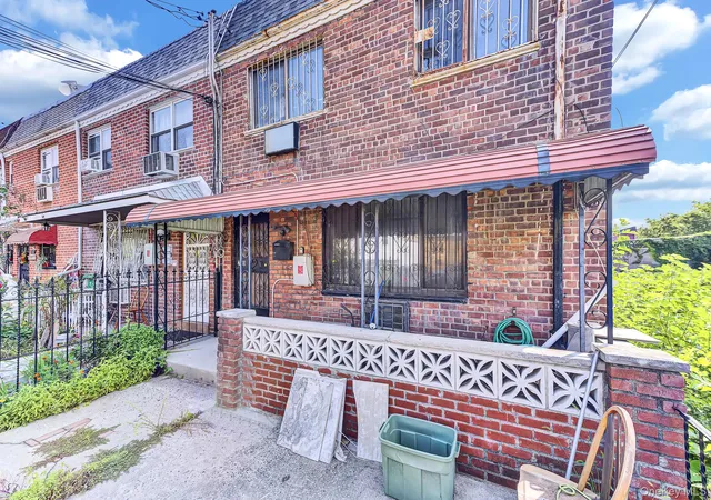 Photo 3 of Multi family home for sale at 789 Autumn Ave, New York, NY 11208 | MLS# 1040727 | Listing updated on 2026-08-20
