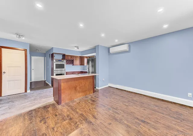 Listing Photo 5 - Condo for sale in building located at 789 Autumn Ave, New York, NY 11208