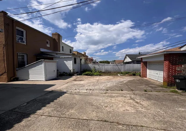 Photo 4 of House for sale at 3127 84th Street, New York, NY 11370 | MLS# 1040778 | Listing updated on 2026-08-30