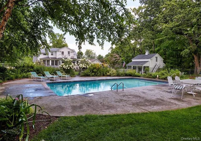 Photo 2 of Single family home for sale at 111 Washington Spring Rd, Orangetown, NY 10964 | MLS# 1040807 | Listing updated on 2026-10-18