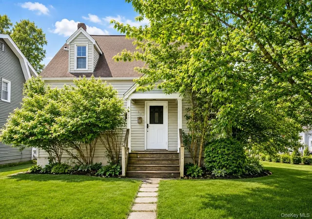 Photo 1 of Single family home for sale at 3 Ridge St, Haverstraw, NY 10923 | MLS# 1040810 | Listing updated on 2026-09-02