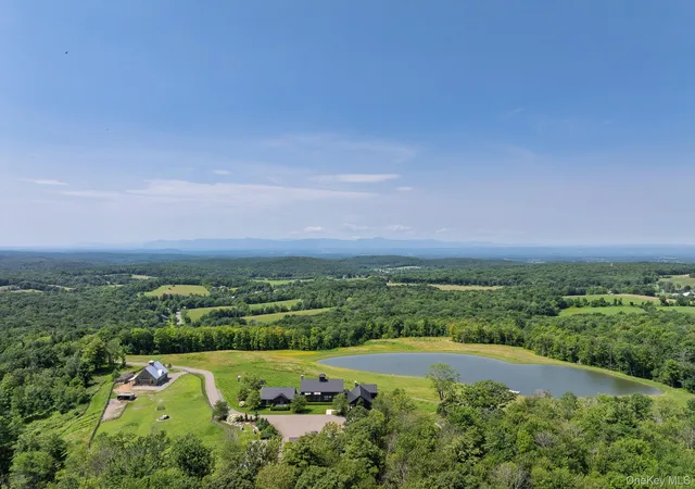 Photo 3 of Single family home for sale at 21 Schoolhouse Rd, Hillsdale, NY 12529 | MLS# 1040841 | Listing updated on 2026-09-04