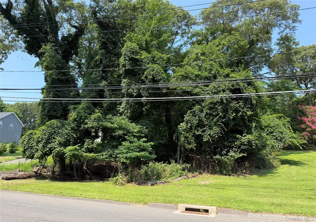 1st image of 0 Hallock Landing Rd, Brookhaven, NY 11778 | MLS# 1040844