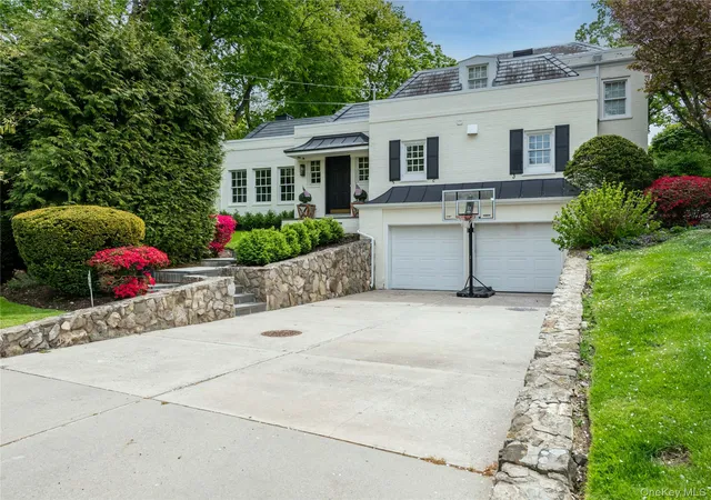 Photo 33 of Single family home for sale at 140 Remington Rd, North Hempstead, NY 11030 | MLS# 1040866 | Listing updated on 2026-09-09