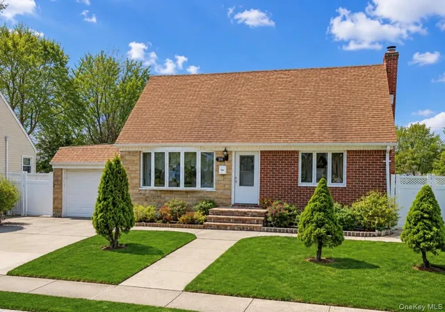 1st image of 78 Pengon Cir, Hempstead, NY 11554 | MLS# 1040869