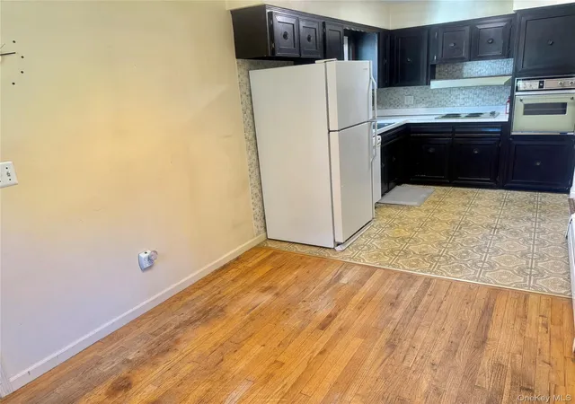 Photo 4 of Sale Pending at 149 Locust Dr, Brookhaven, NY 11778 | MLS# 1040873 | Listing updated on 2026-09-13
