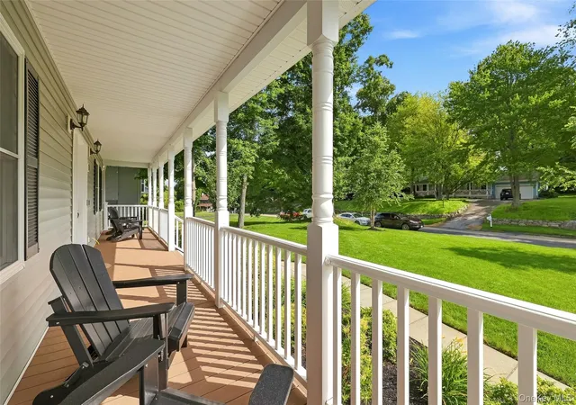 Photo 4 of Single family home for sale at 39 E Hill Rd, Cortlandt, NY 10567 | MLS# 1040877 | Listing updated on 2026-09-15