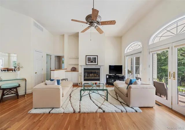 Photo 3 of Sale Pending at 78 Channing Cross, Southampton, NY 11946 | MLS# 1040930 | Listing updated on 2026-10-09