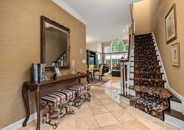 Listing Photo 4 - Condo for sale in building located at 559 Bardini Dr, Huntington, NY 11747