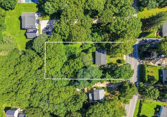 Photo 3 of Sale Pending at 153 Huntington Crossway, Southampton, NY 11932 | MLS# 1040954 | Listing updated on 2026-08-31