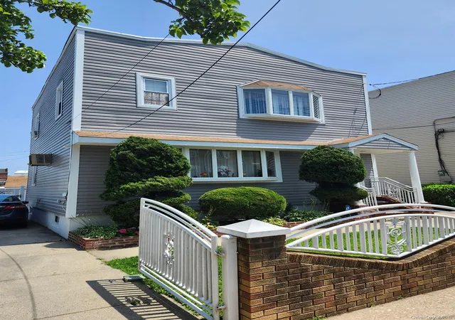 Photo 2 of Multi family home for sale at 649 E 86th Street, New York, NY 11236 | MLS# 1040961 | Listing updated on 2026-10-19
