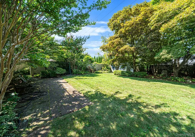 Photo 3 of Sale Pending at 27 Old Farm Rd, Hempstead, NY 11756 | MLS# 1040981 | Listing updated on 2026-09-12