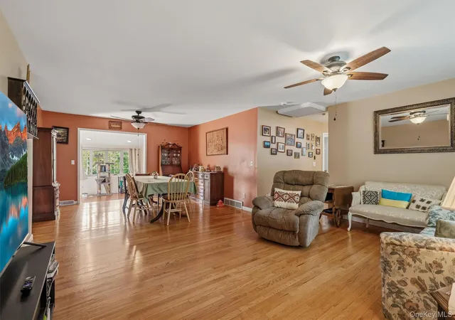Photo 3 of Single family home for sale at 3 Allerton Ave, Middletown, NY 10940 | MLS# 1041000 | Listing updated on 2026-09-19