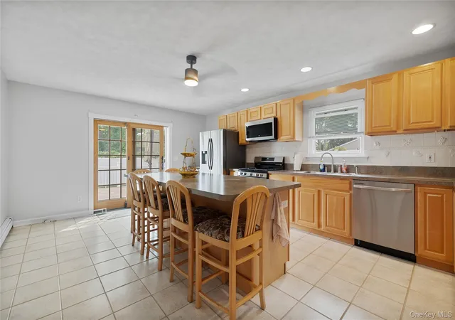 Photo 4 of Sale Pending at 50 Washburn St, Brookhaven, NY 11755 | MLS# 1041001 | Listing updated on 2026-09-02