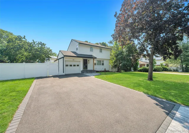 Photo 3 of Sale Pending at 241 Tree Rd, Brookhaven, NY 11720 | MLS# 1041011 | Listing updated on 2026-09-21
